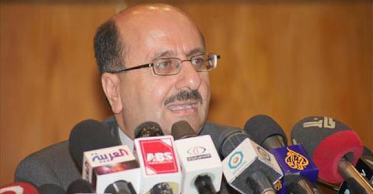 المعايطة: لم تحدث اشتباكات بين الجيشين الأردني والسوري