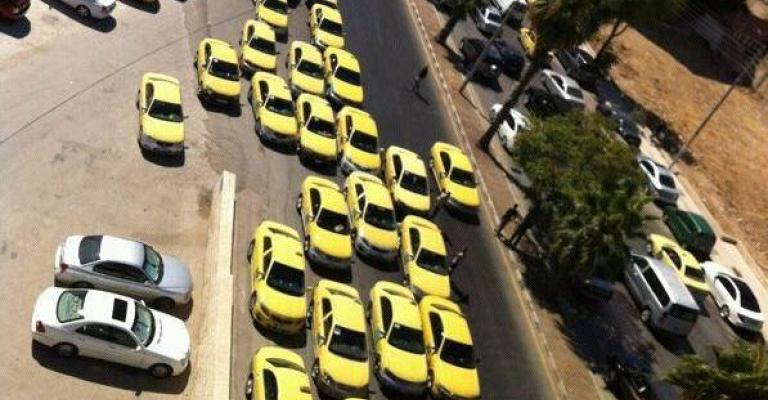 سائقو التاكسي: ثورة صفراء - فيديو