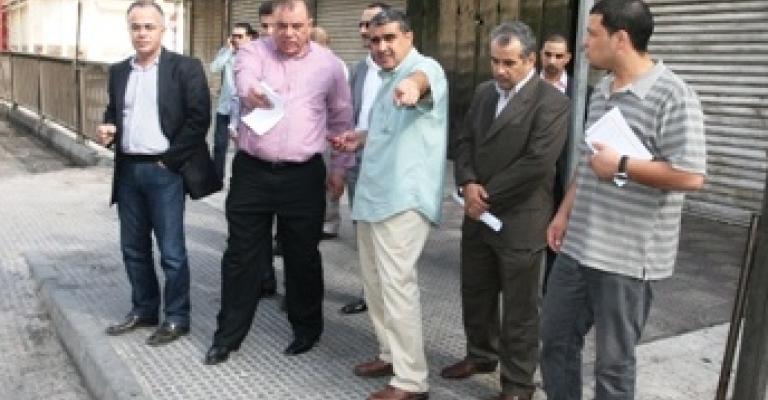 الامانة تنفذ حملة بيئية في عقب إزالة البسطات 