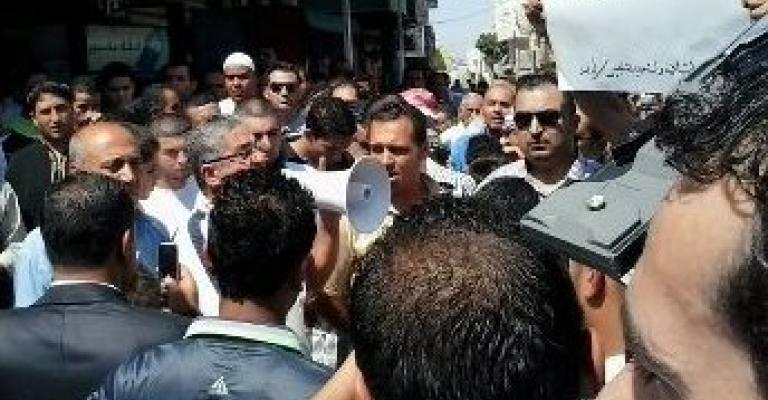 الكرك واربد: مطالبة بحكومة إنقاذ.. ورفض القبضة الأمنية