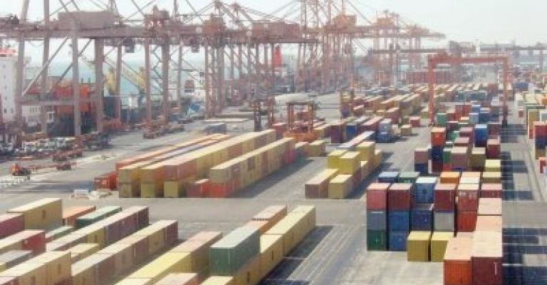  انتهاء أزمة إضراب الموانئ بتلبية مطالب العاملين