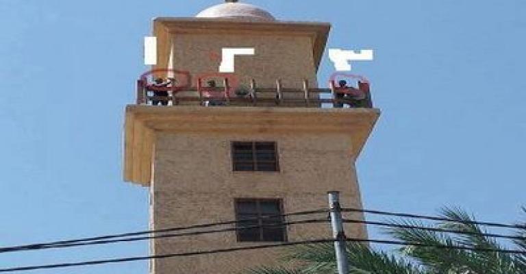 العقبة: 3 عاطلين عن العمل يحاولون الانتحار من فوق مسجد 