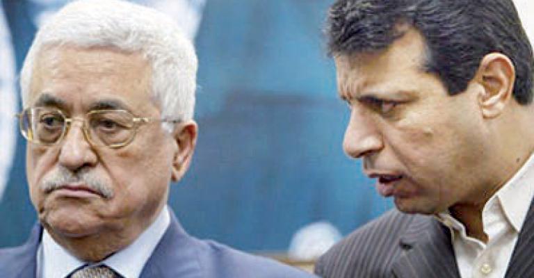 دحلان: عباس غير قادر على قيادة المشروع الوطني