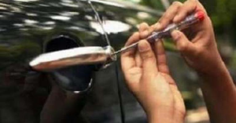 القبض على لص مركبات 