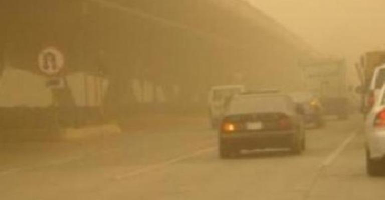 الامن يدعو للحذر أثناء السير على الطرقات