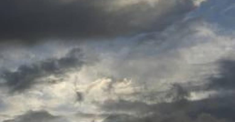 أمطار متفرقة والعظمى في عمان 23 درجة