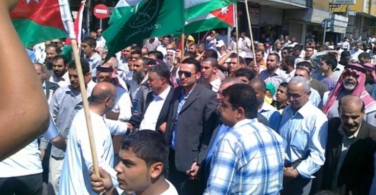 اربد: مسيرة "رفض 6".. لا لسد العجز على حساب المواطن