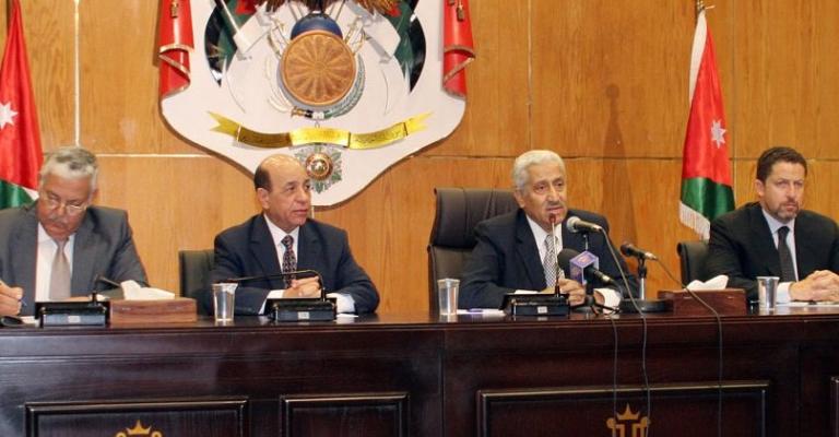 النسور: دعم الاسرة المكونة من 6 افراد بـ 420 دينارا