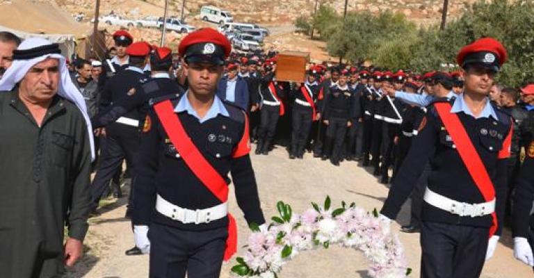 تشييع جثمان الرقيب المقابلة في جرش- صور