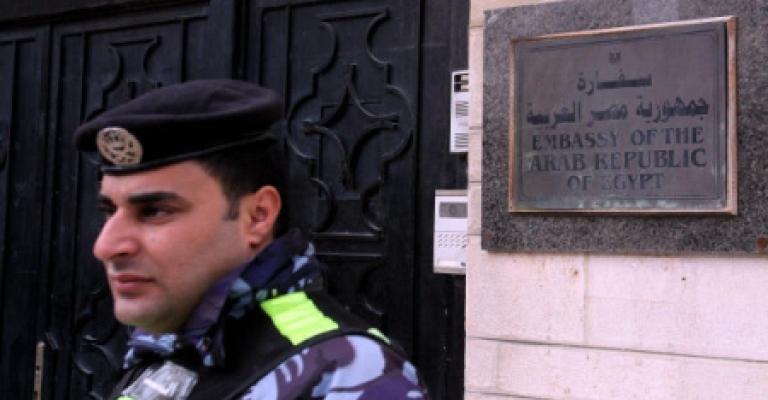 السفارة المصرية في الاردن تفتح ابوابها للاستفتاء على الدستور 