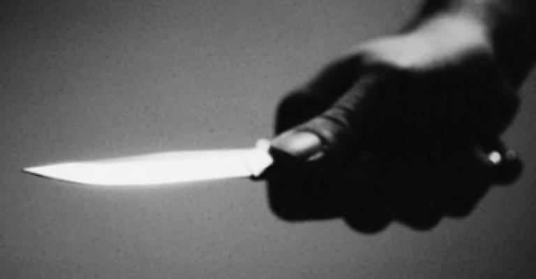 القبض على وافد طعن شابا في ماحص