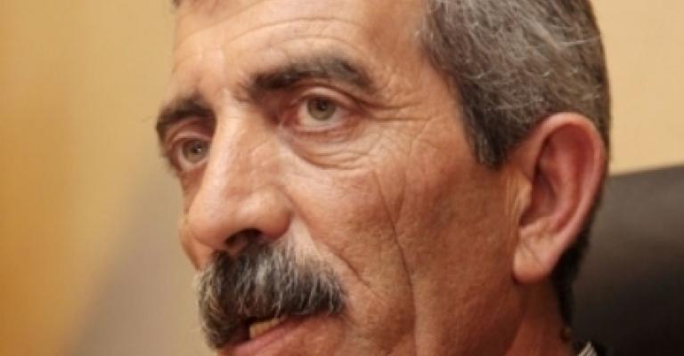 معلمون يدعون نقيبهم للتشاور 