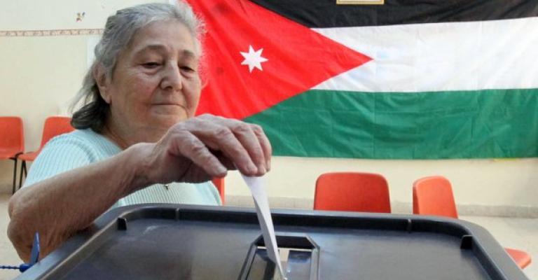  الحياة النيابية في الأردن: حل 12 مجلساً من أصل 16 