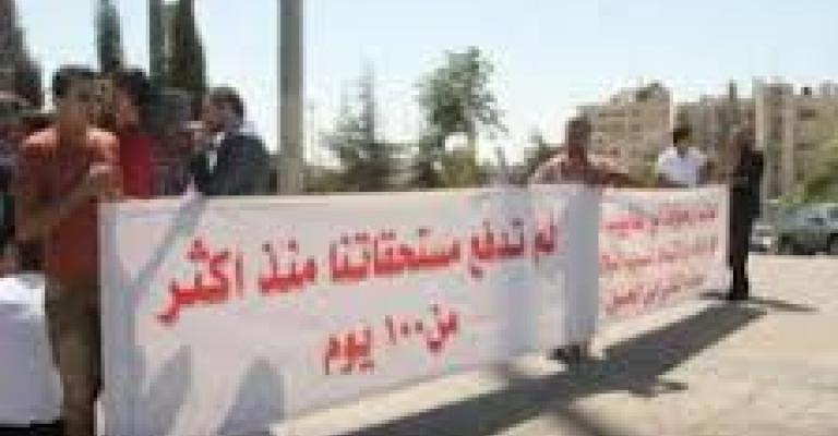 السفارة الليبية تعد بتسديد جزء من مستحقات المستشفيات والفنادق