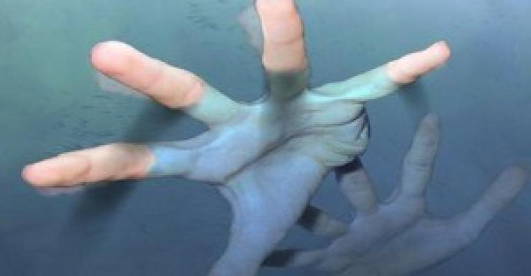 وفاة طفل غرقا في حفرة امتصاصية وفاة طفل غرقا في حفرة امتصاصية