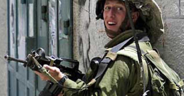 الجيش الإسرائيلي يقتحم قرية باب الكرامة غرب القدس