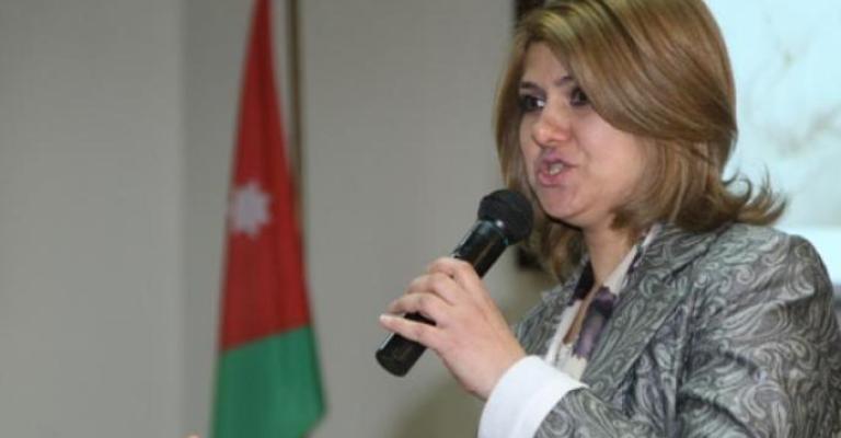 الحروب تعلن عزمها الاستقالة من النواب 