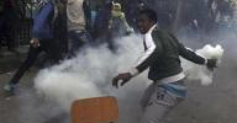 مصر: مقتل 30 في أحداث عنف بمدينة بورسعيد