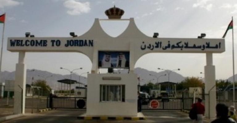 تحويل خط المعتمرين بسبب سوء الاحوال الجوية 