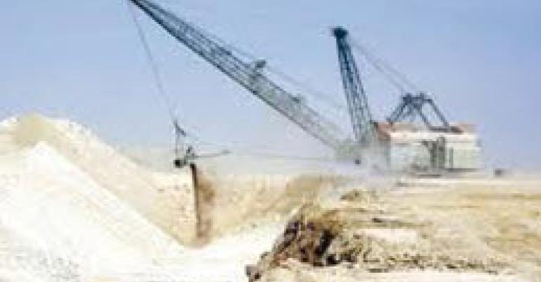 العاملون في الفوسفات ينهون اضرابهم بعد تحقيق المطالب 