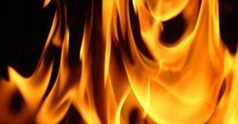 اربد: 10 إصابات في حريق مطحنة 