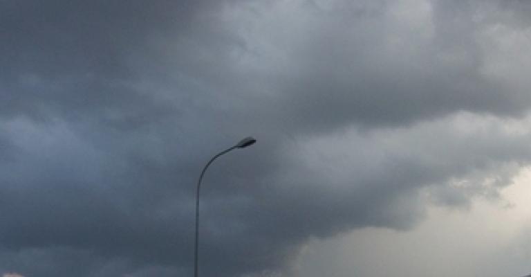 طقس بارد الأربعاء ولطيف الخميس والجمعة طقس بارد الأربعاء ولطيف الخميس والجمعة