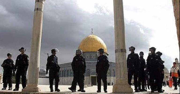 إدانة نيابية وحكومية لاقتحام الأقصى والإساءة للقرآن