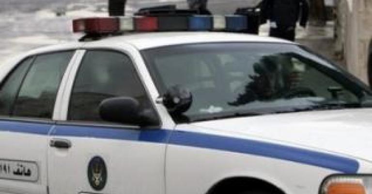 مطلوب يختلق قصة عن محاولة سلبه ويصيب نفسه