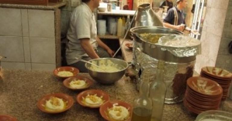 إعداد قائمة أسعار جديدة للمطاعم الشعبية