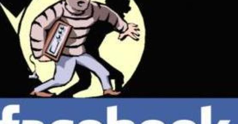 القبض على لصوص بسرقة صفحات "الفيسبوك"