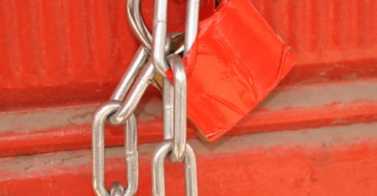 الأمانة تغلق 65 منشأة مخالفة خلال آذار 