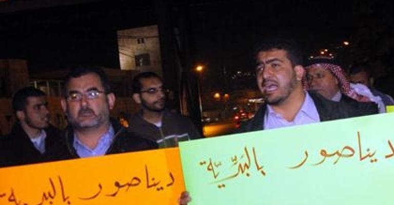 كتاب الصحف ومقابلة “ذي أتلانتك”: ملكيون أكثر من الملك