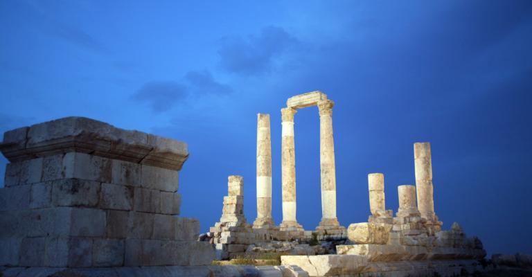 العثور على حجر أثري بعد فقدانه في جبل القلعة