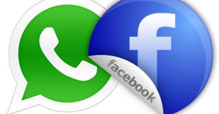 "الواتس اب" و" الفيسبوك" وسائل تعليمية في المدارس !! 