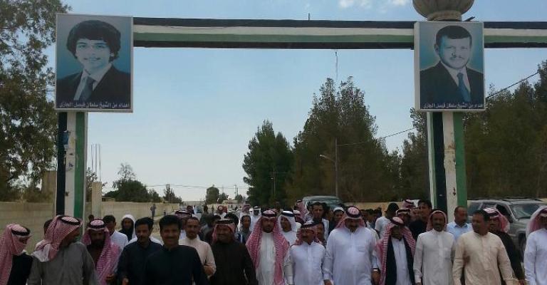 حراك البادية الجنوبية : "بدنا دوائر حكومية....ما بدنا خون وحرميه" 