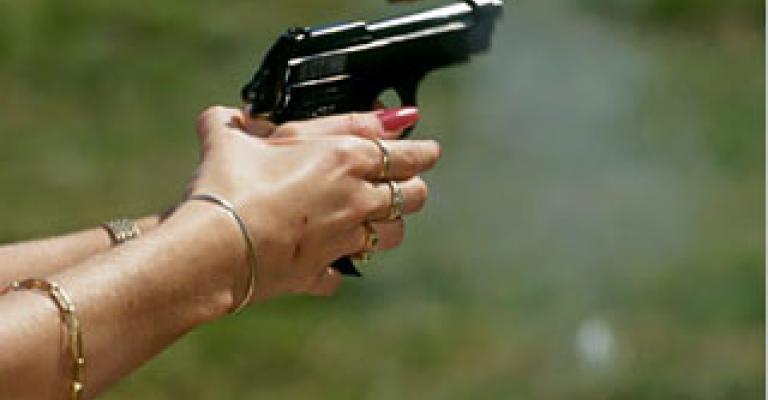 فك لغز مقتل أوروبي خلال 12 ساعة