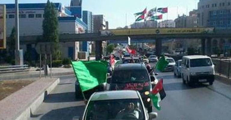 مسيرة تضامنية مع الأسرى بالمركبات تجوب شوارع عمان