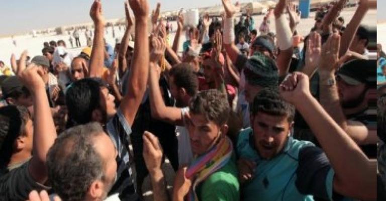 لاجئو الزعتري يطالبون بتسليح الجيش الحر