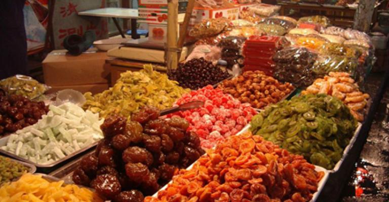 غرفة عمليات لتنسيق حملات تفتيش استعداداً لرمضان