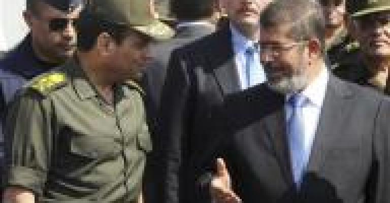 منع مرسي وقيادات إخوانية من السفر