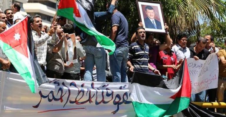 إنهاء إضراب موظفي "الاستهلاكية المدنية"