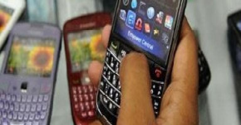 حماية المستهلك: رفع ضريبة الهواتف مفاجأة غير سعيدة برمضان حماية المستهلك: رفع ضريبة الهواتف مفاجأة غير سعيدة برمضان