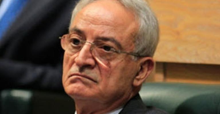 طوقان: لا مساس بامتيازات موظفي الجمارك طوقان: لا مساس بامتيازات موظفي الجمارك