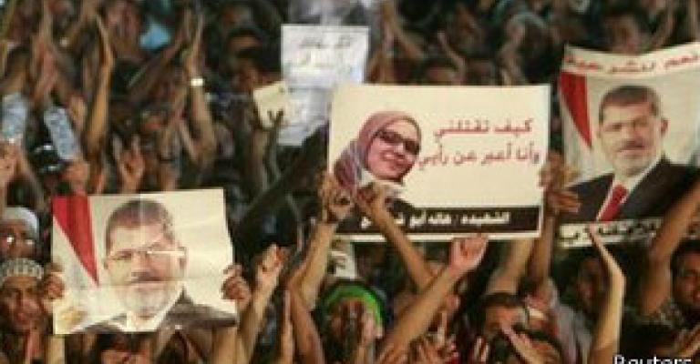 20 نائبا يدينون القتل المتبادل في مصر