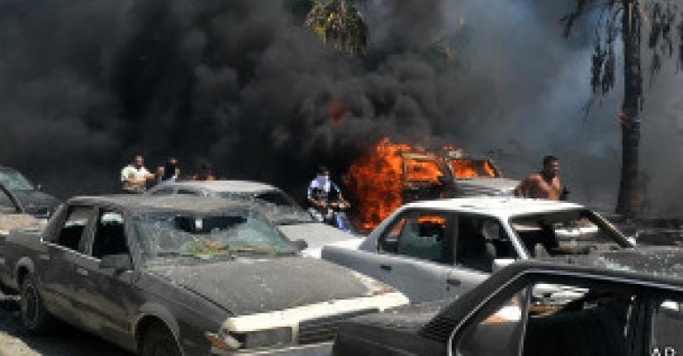 مقتل 42 شخصا في انفجار سيارتين مفخختين بطرابلس في لبنان