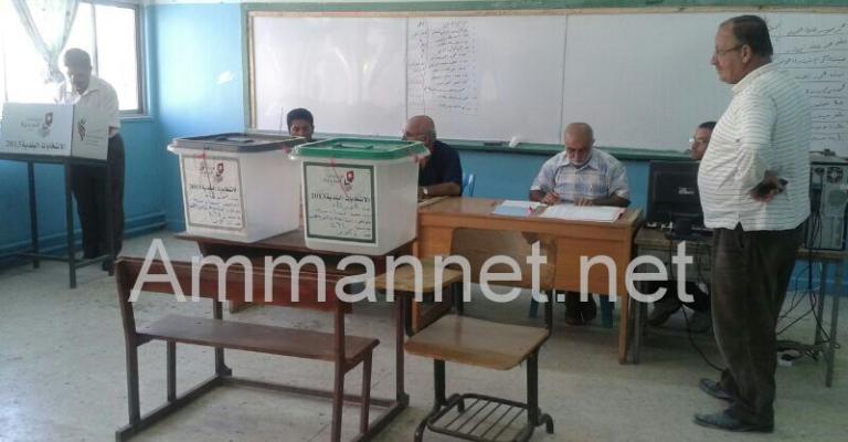 4.16% نسبة الاقتراع في عمان.. و21% في المحافظات