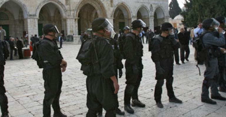 المومني: ممارسات اسرائيل تجاه الأماكن المقدسة مرفوضة ومدانة