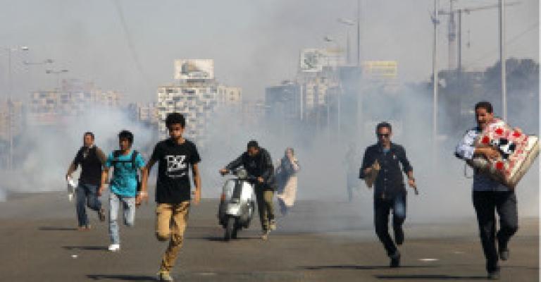 مصر: اشتباكات أمام جامعة الأزهر والأمن ينفي اقتحامها