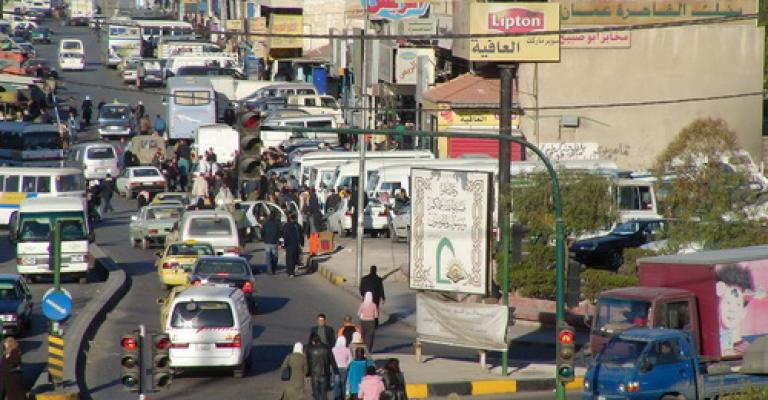 أحياء الزرقاء تدير نفسها بنفسها..لما لا؟!