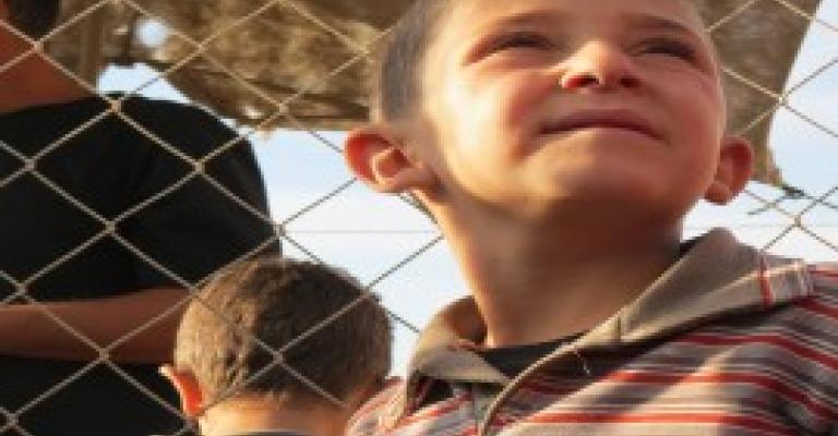 أطفال لاجئون تضاعفت معاناتهم بسبب اليتم